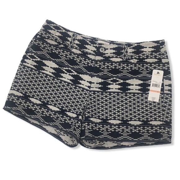 Laundry by Shelli Segal Geometric Jacquard Shorts - Picture 10 of 10